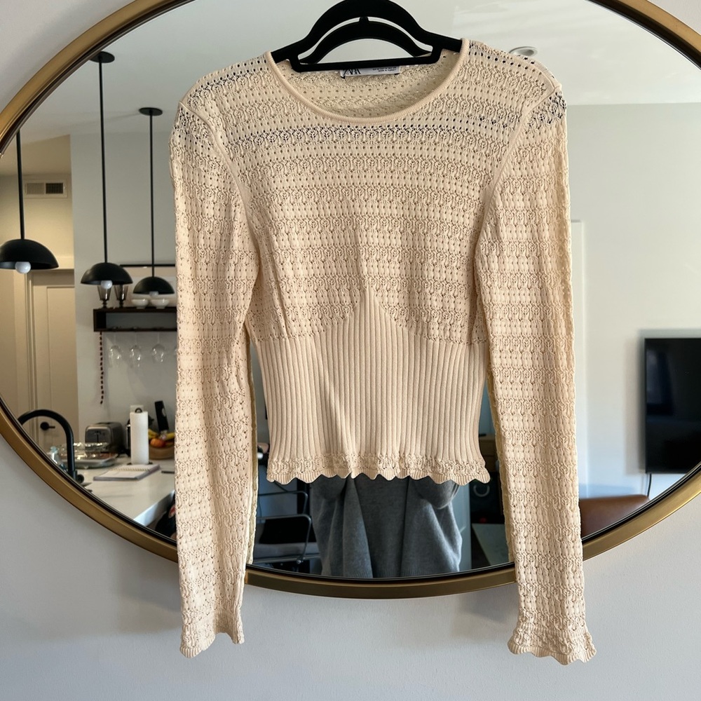 Zara cropped knit top in cream
